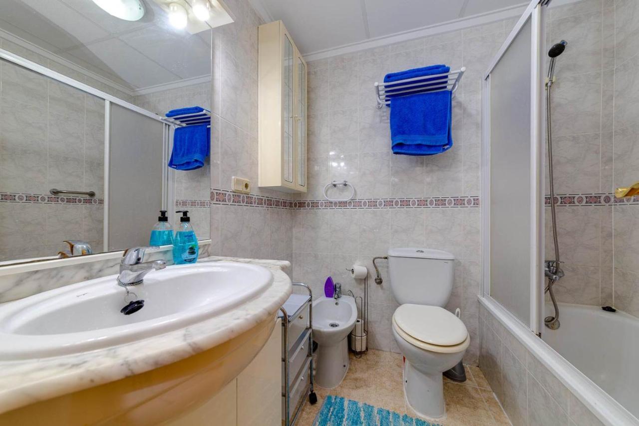Cozy Appartment Torrevieja At Irina Εξωτερικό φωτογραφία
